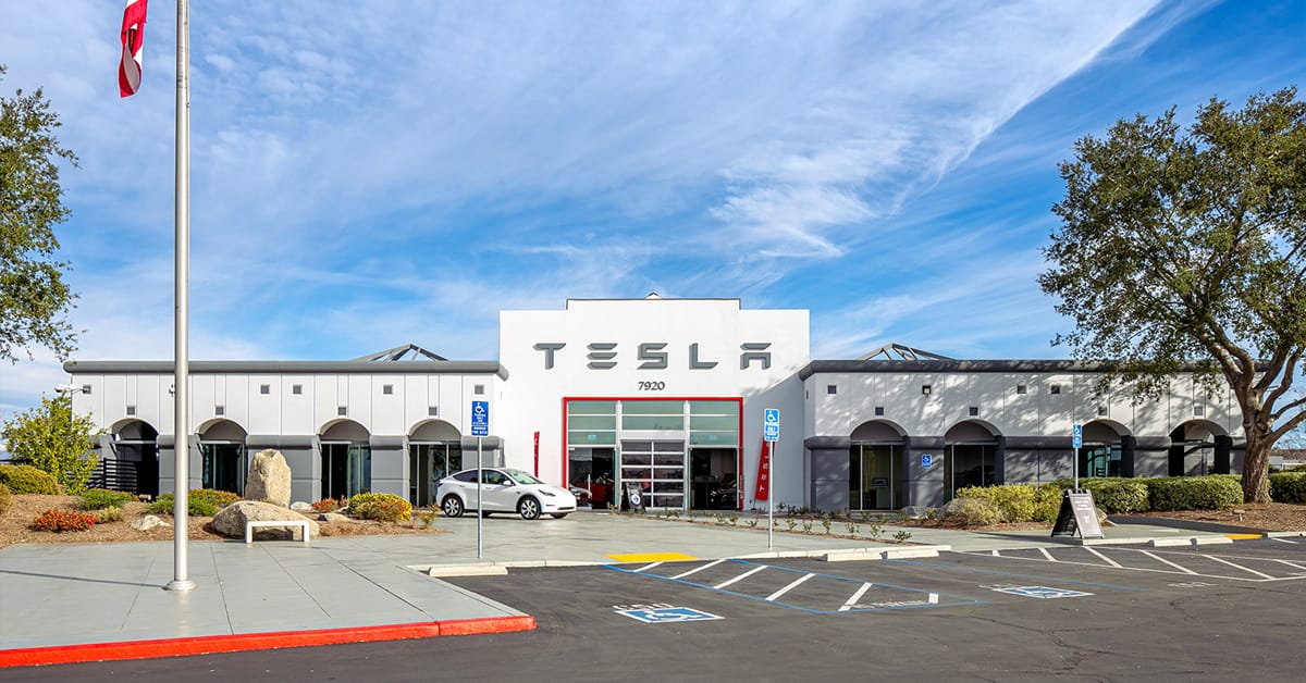 7920 Lindbergh Tesla Building Photo