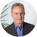 Robert Vallera headshot